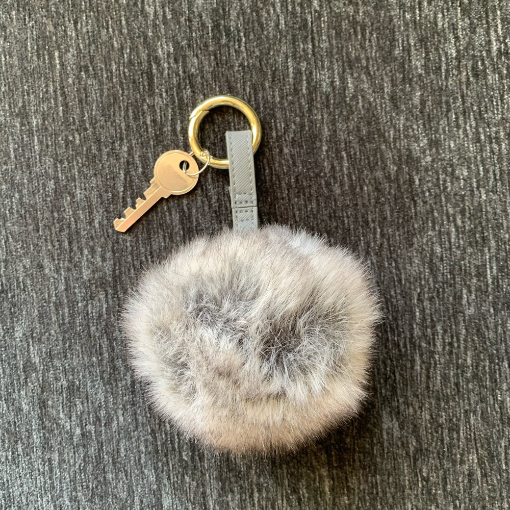 ⭐️3/$20 Keychain, faux fur